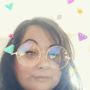 Meet your Posher, Stefanie